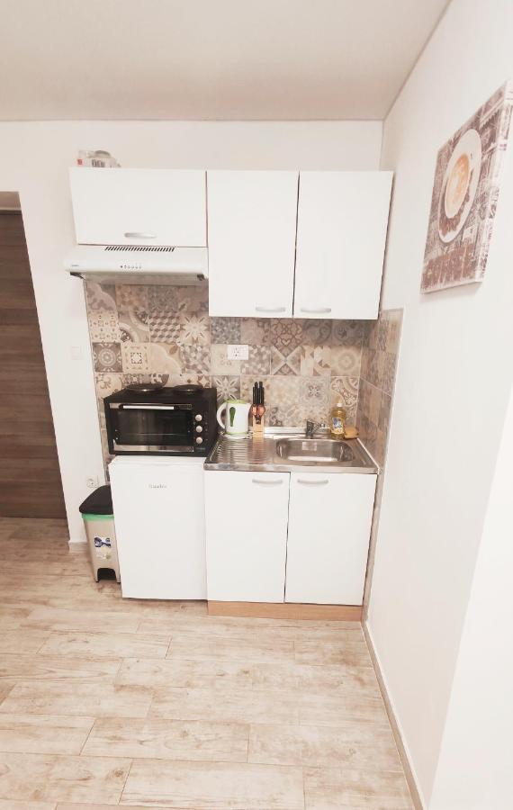 Apartments Close To Sandy Beach Сплит Екстериор снимка